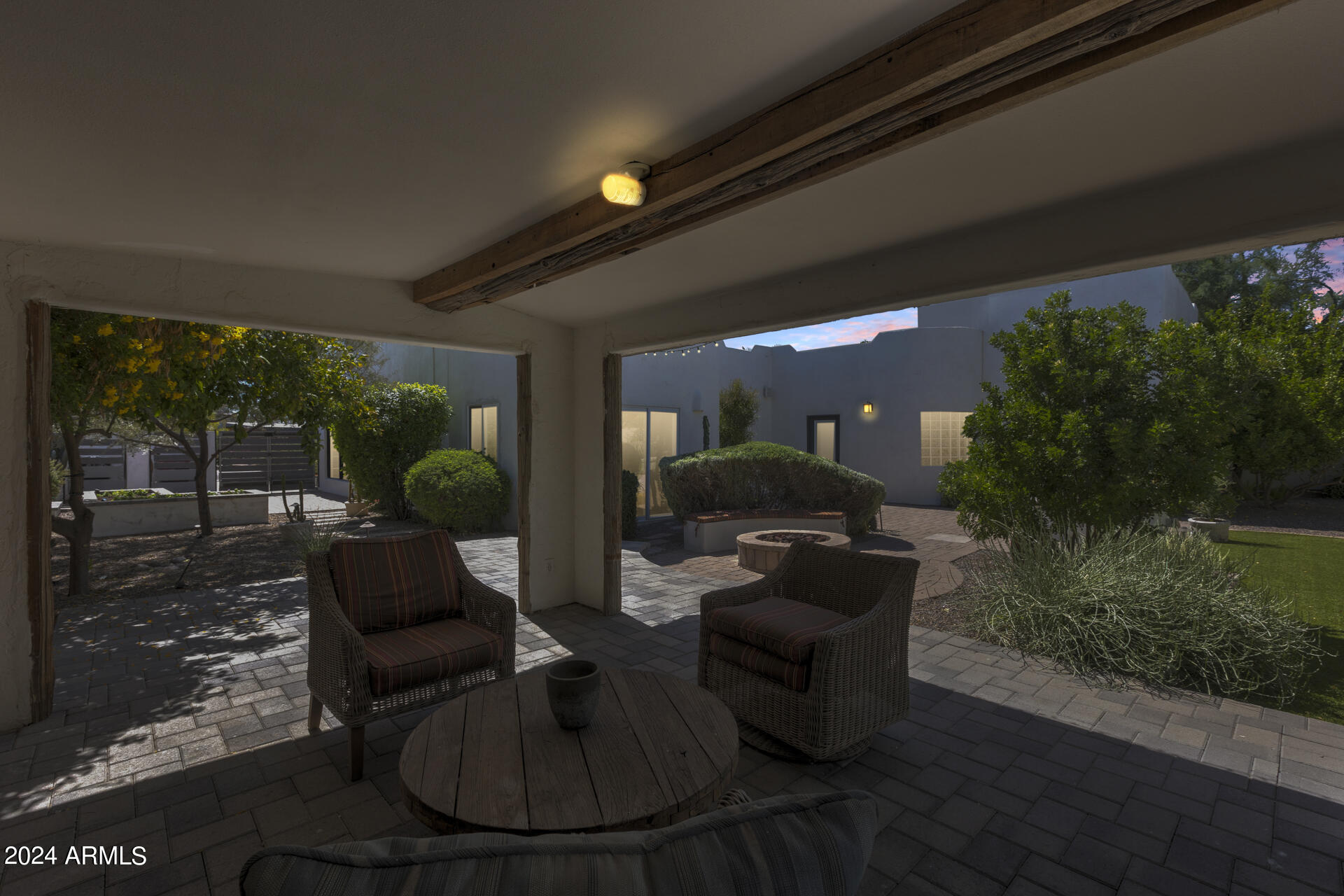 7042 E ORANGE BLOSSOM Lane