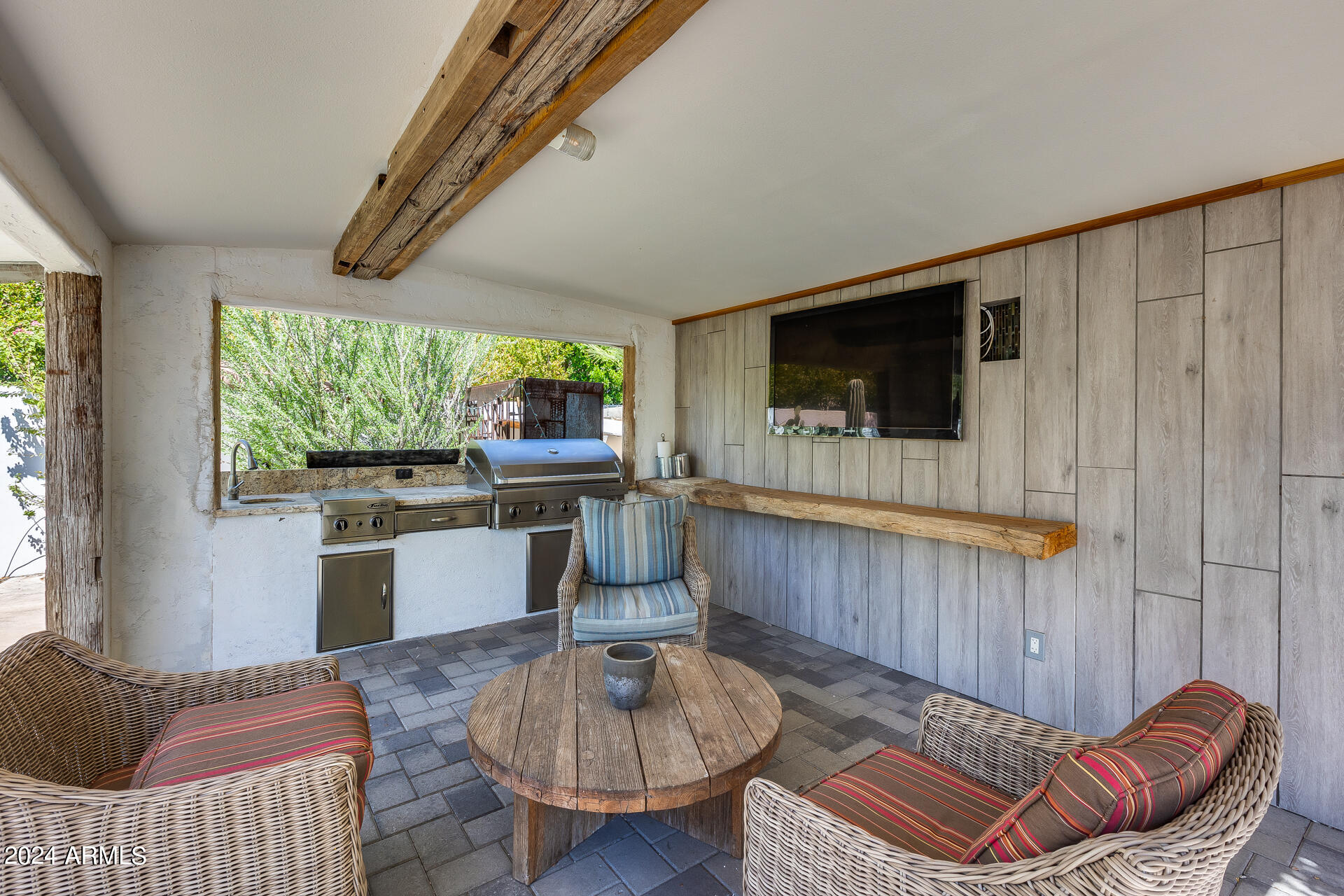 7042 E ORANGE BLOSSOM Lane