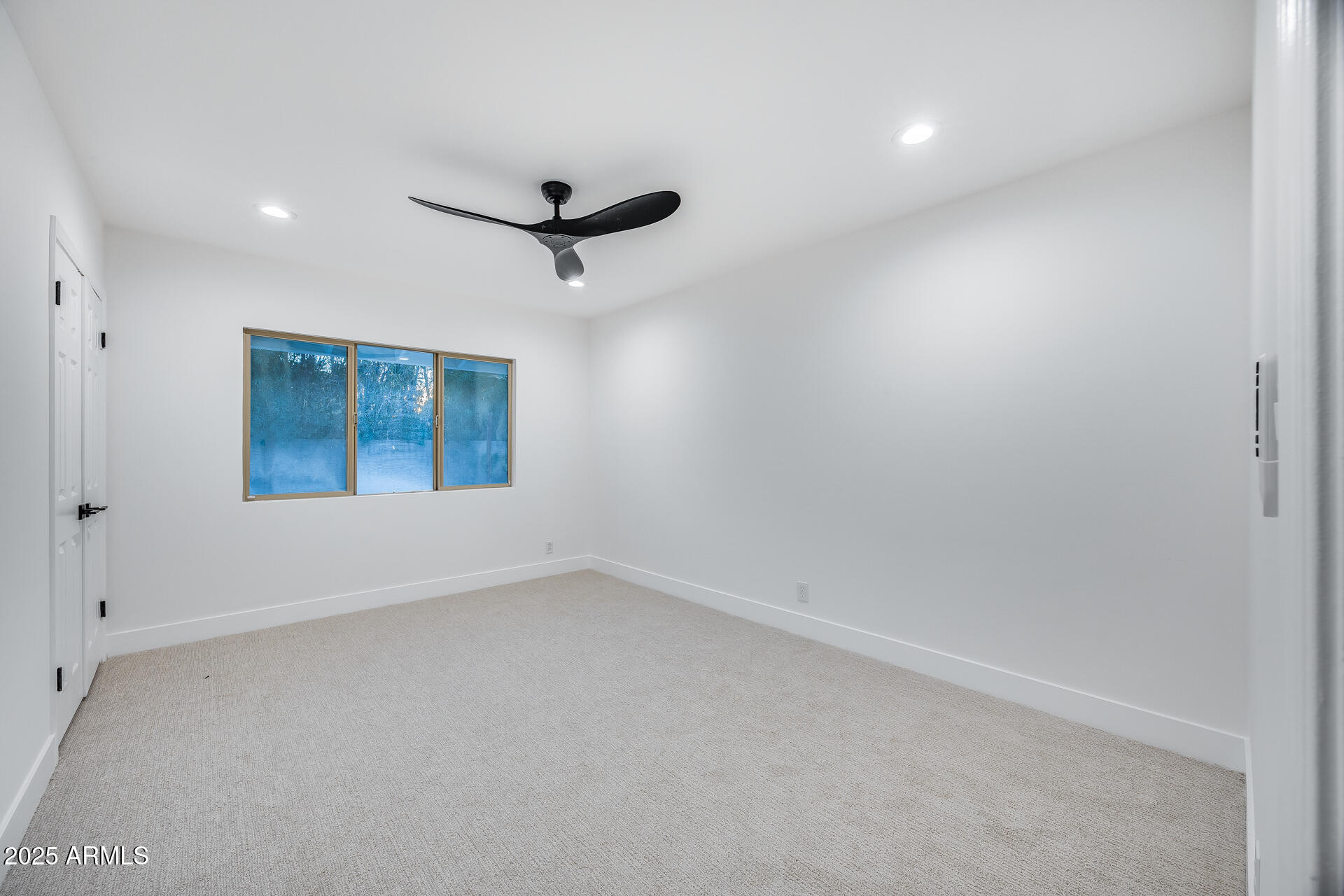 4501 E Calle Redonda