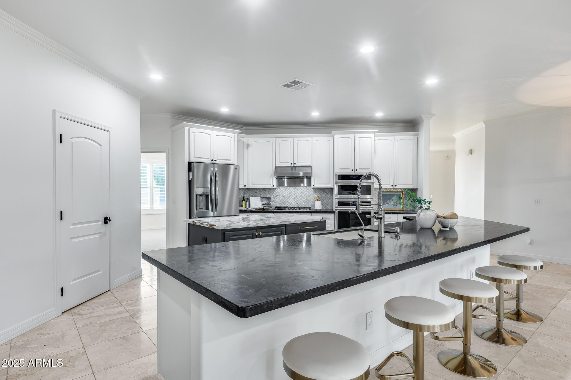 24811 S 138TH Place