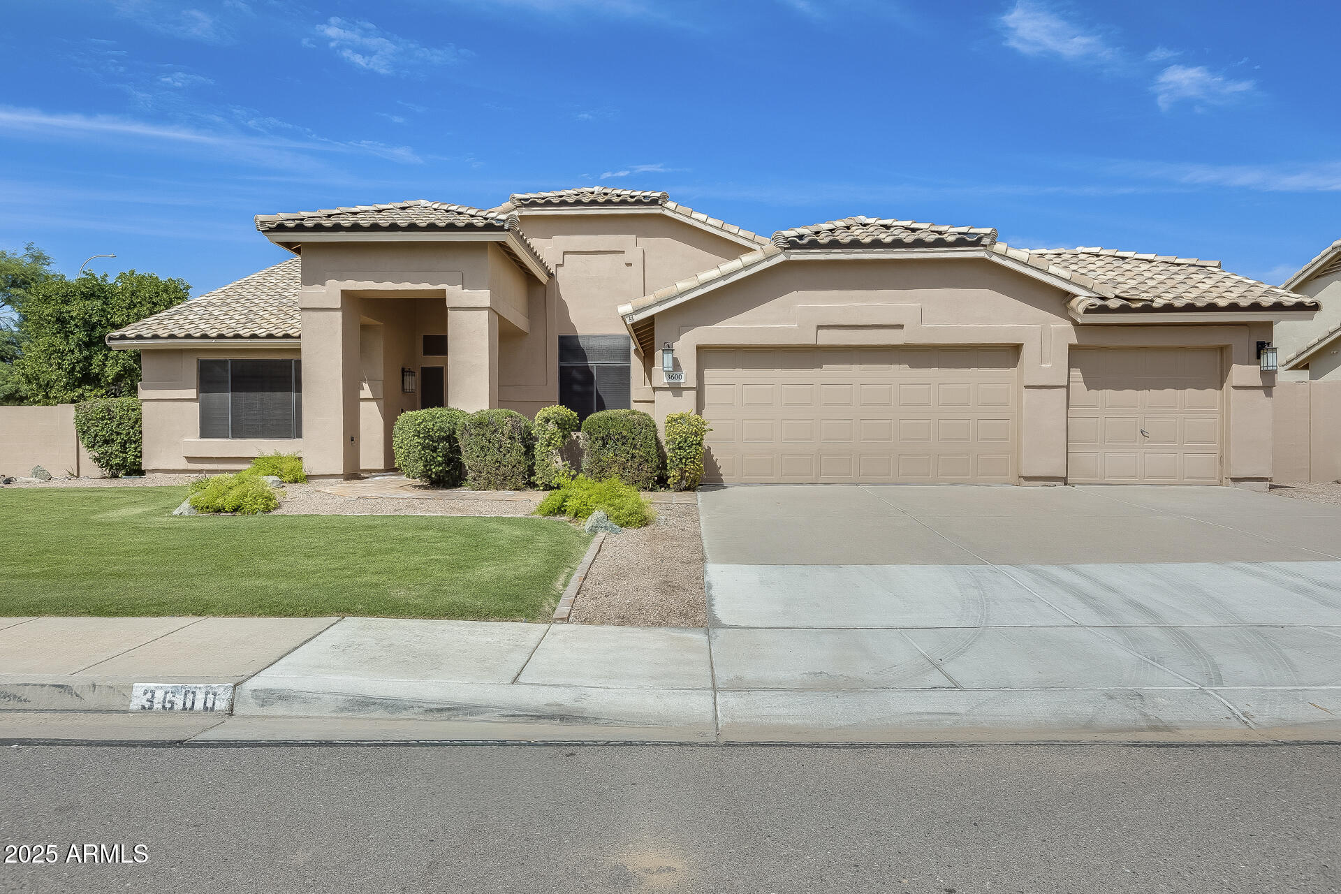 3600 W ORCHID Lane