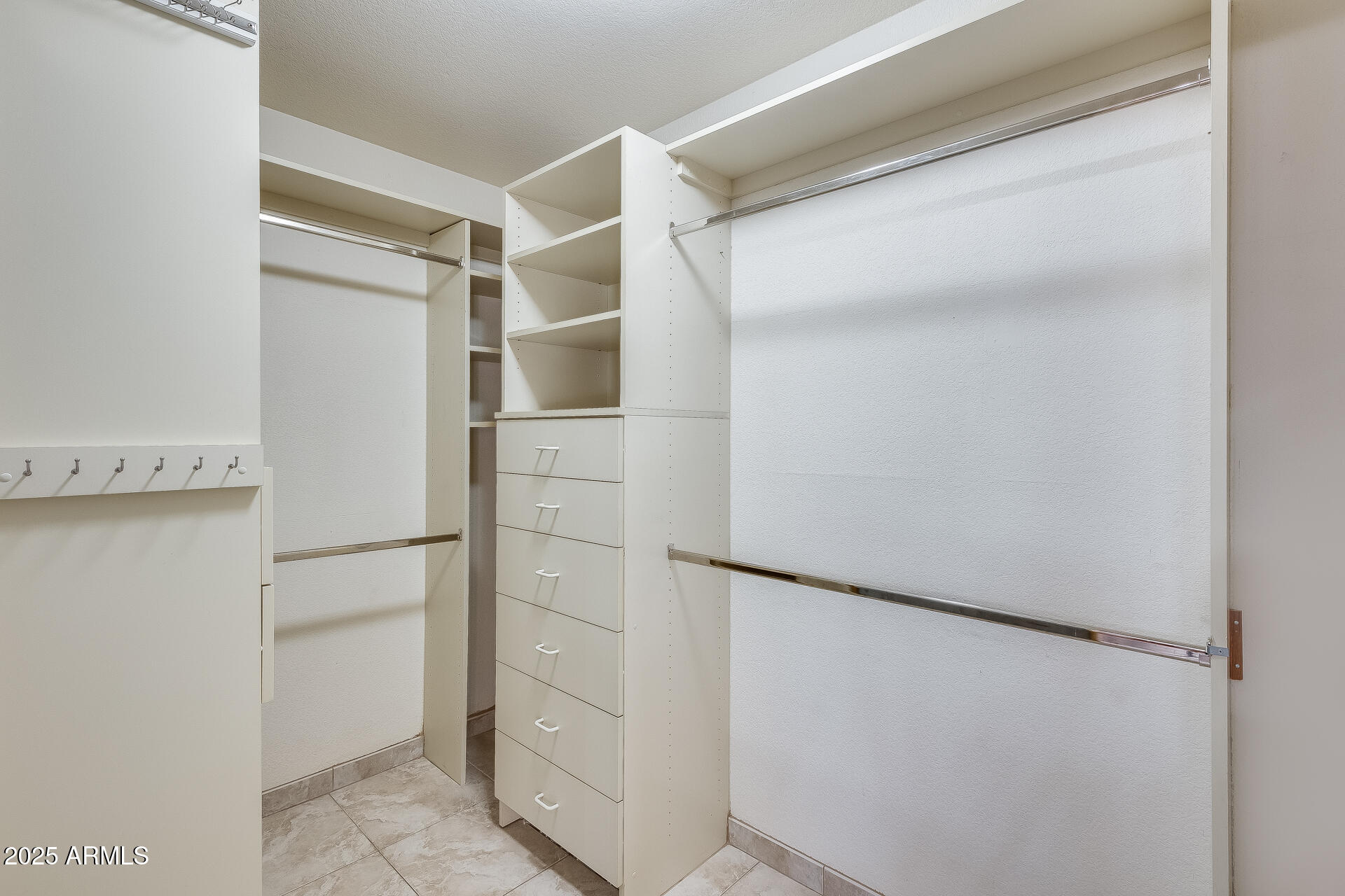 3600 W ORCHID Lane