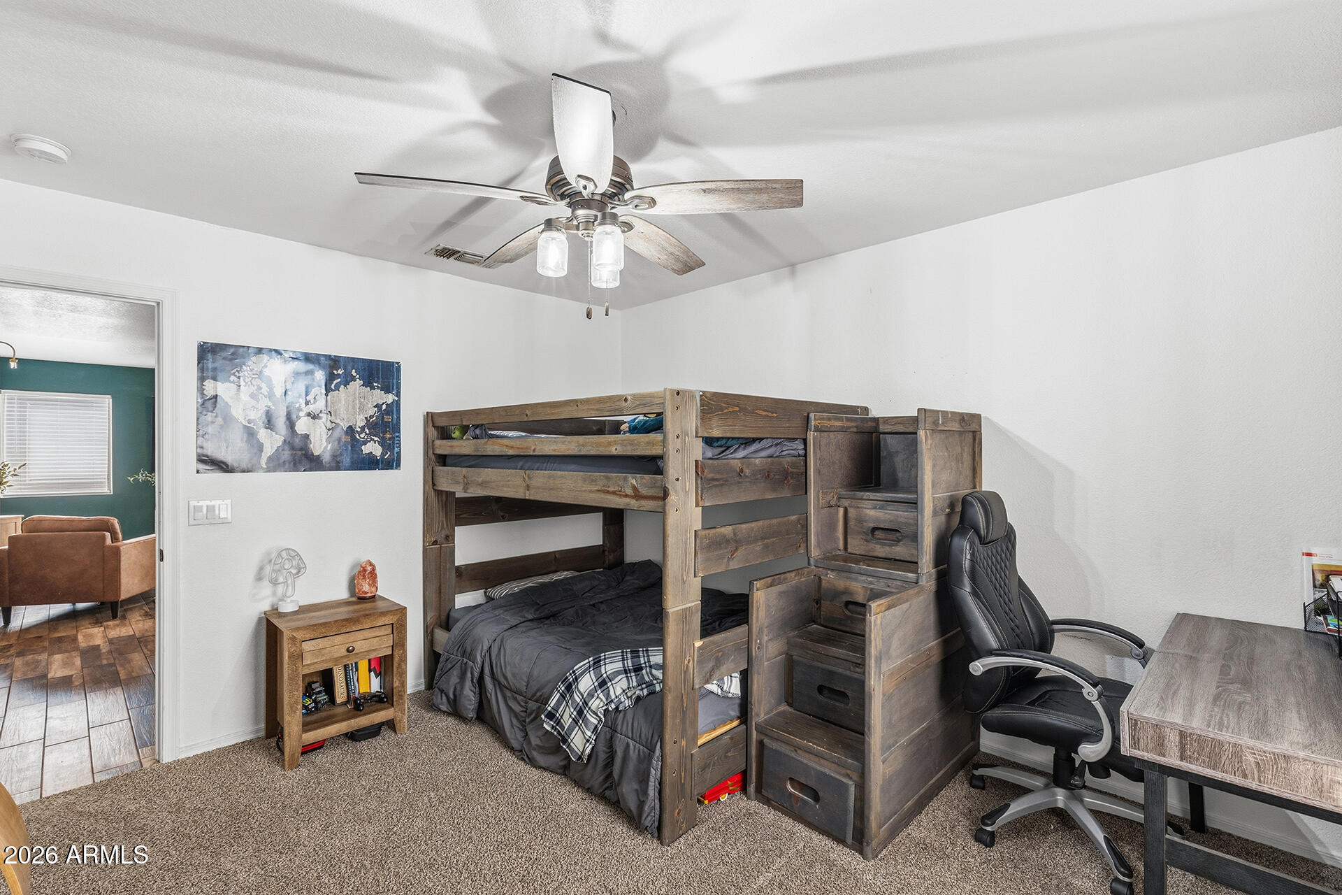 1018 E COWBOY COVE Trail