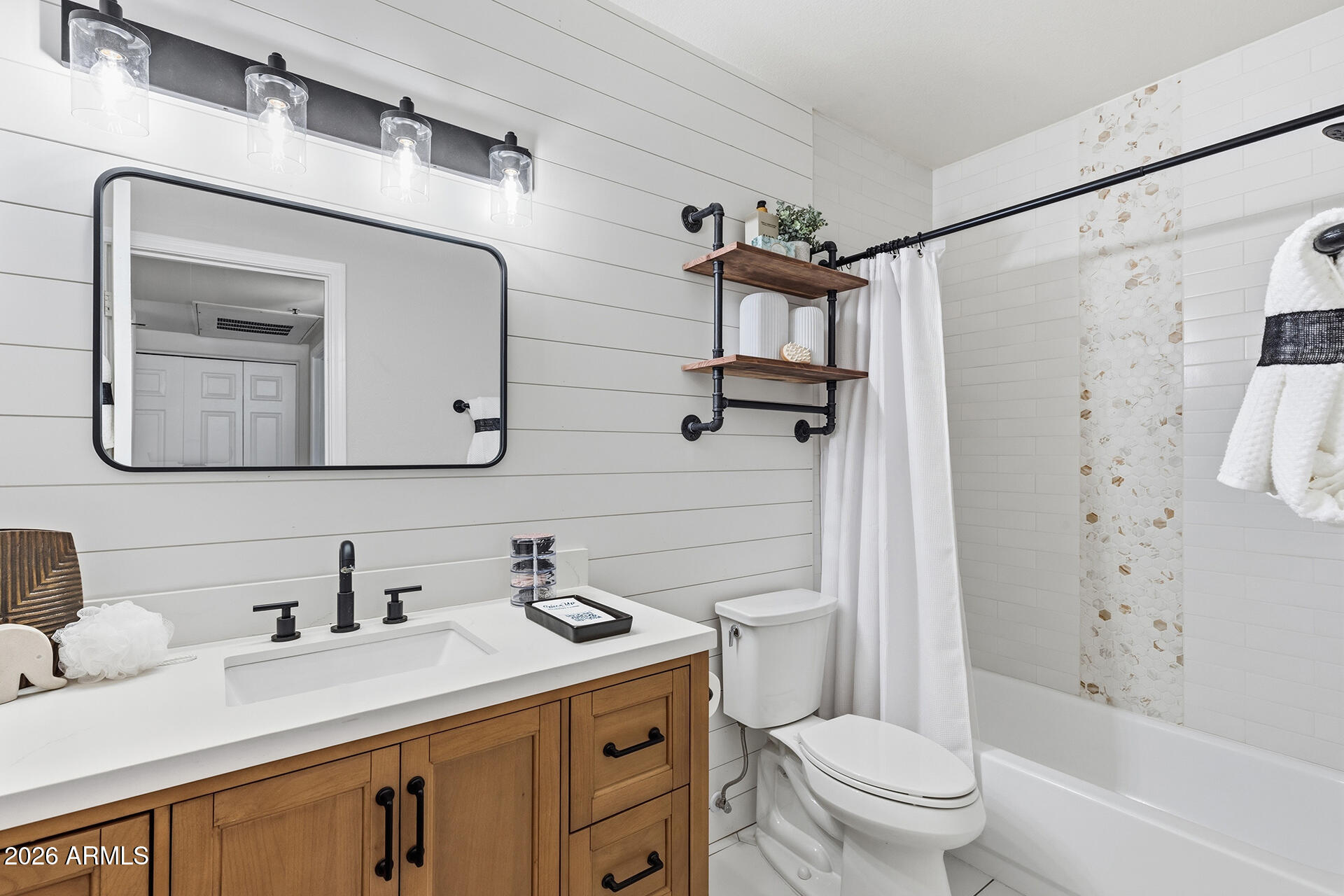 4925 E DESERT COVE Avenue 210