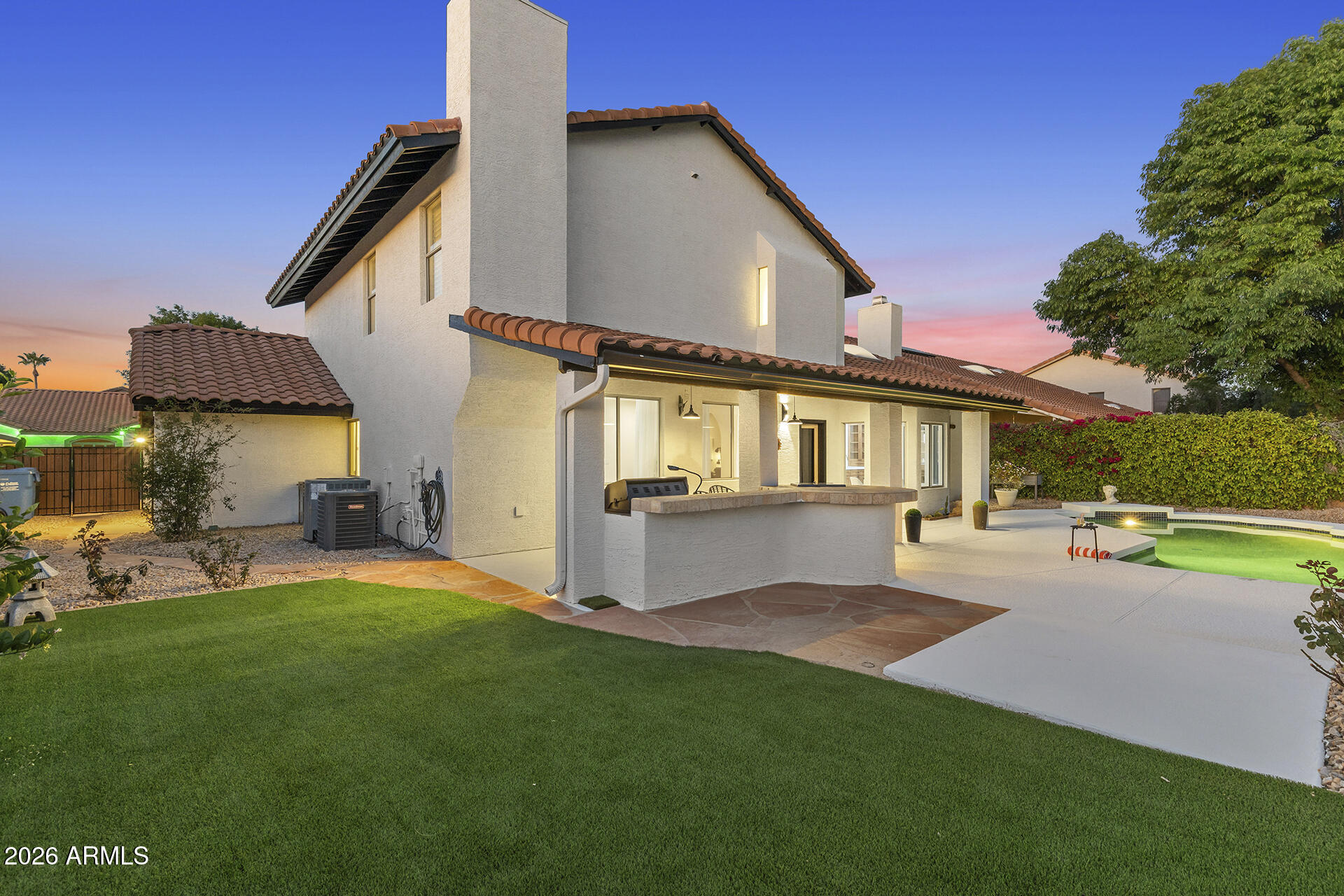 5641 E GRANDVIEW Road