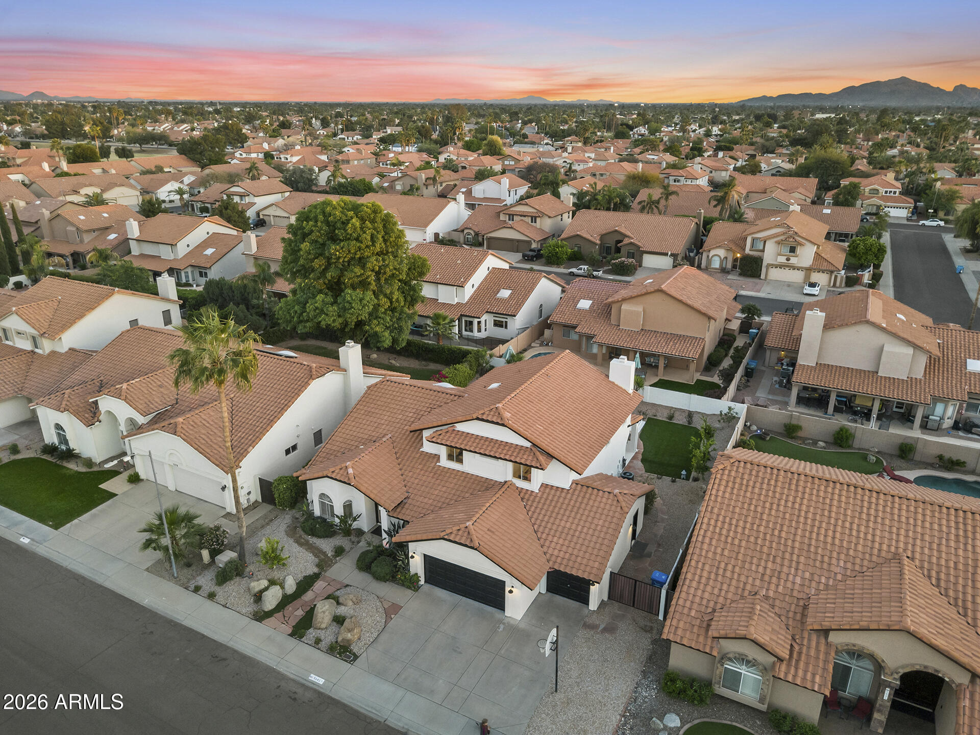 5641 E GRANDVIEW Road