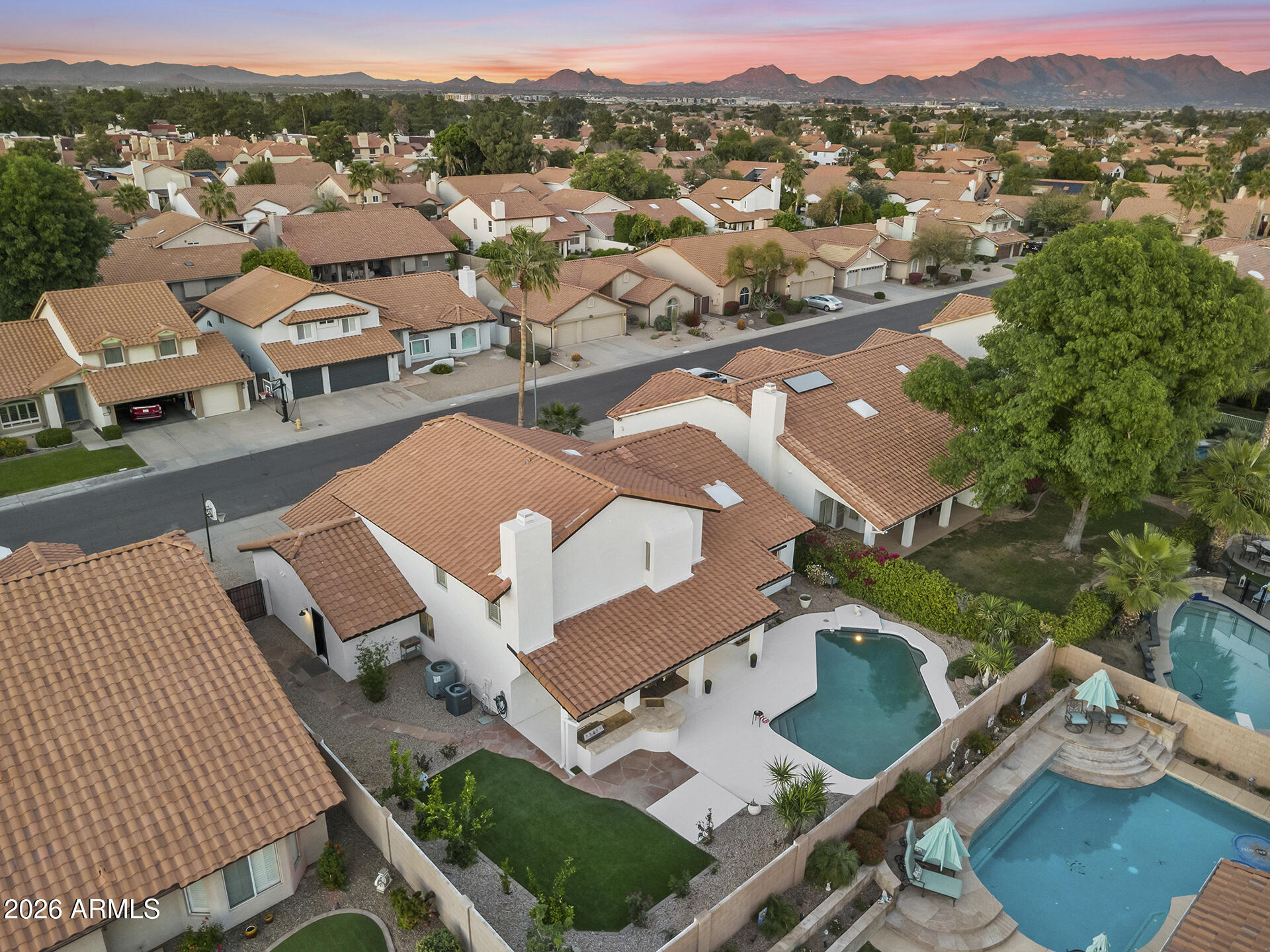 5641 E GRANDVIEW Road