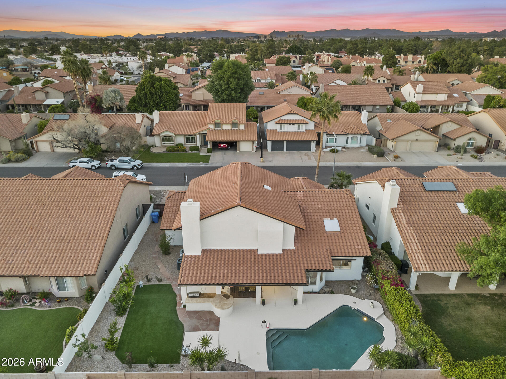 5641 E GRANDVIEW Road