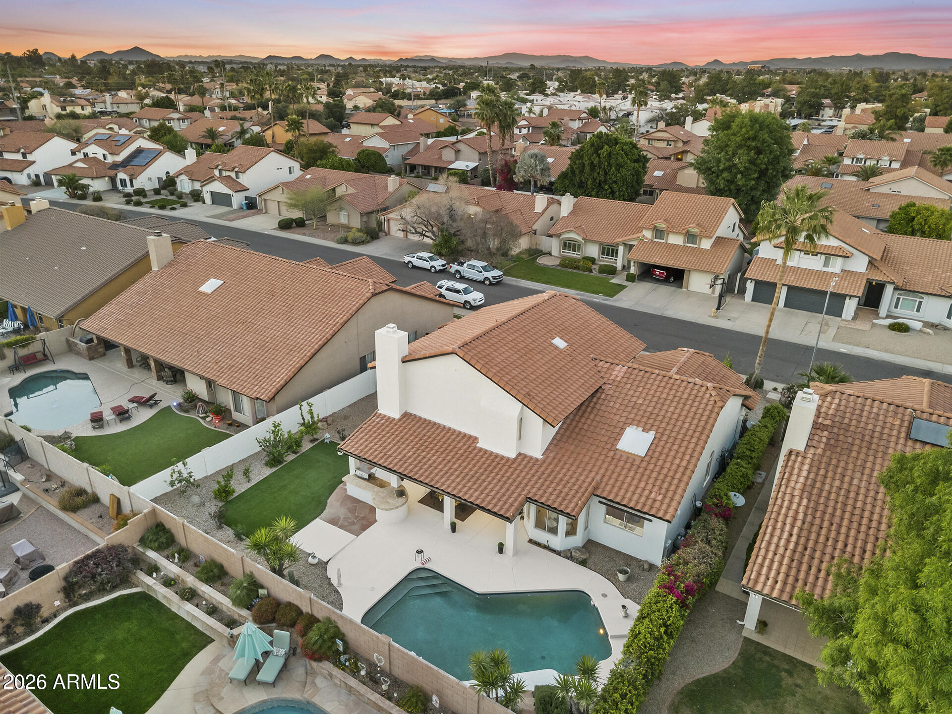 5641 E GRANDVIEW Road