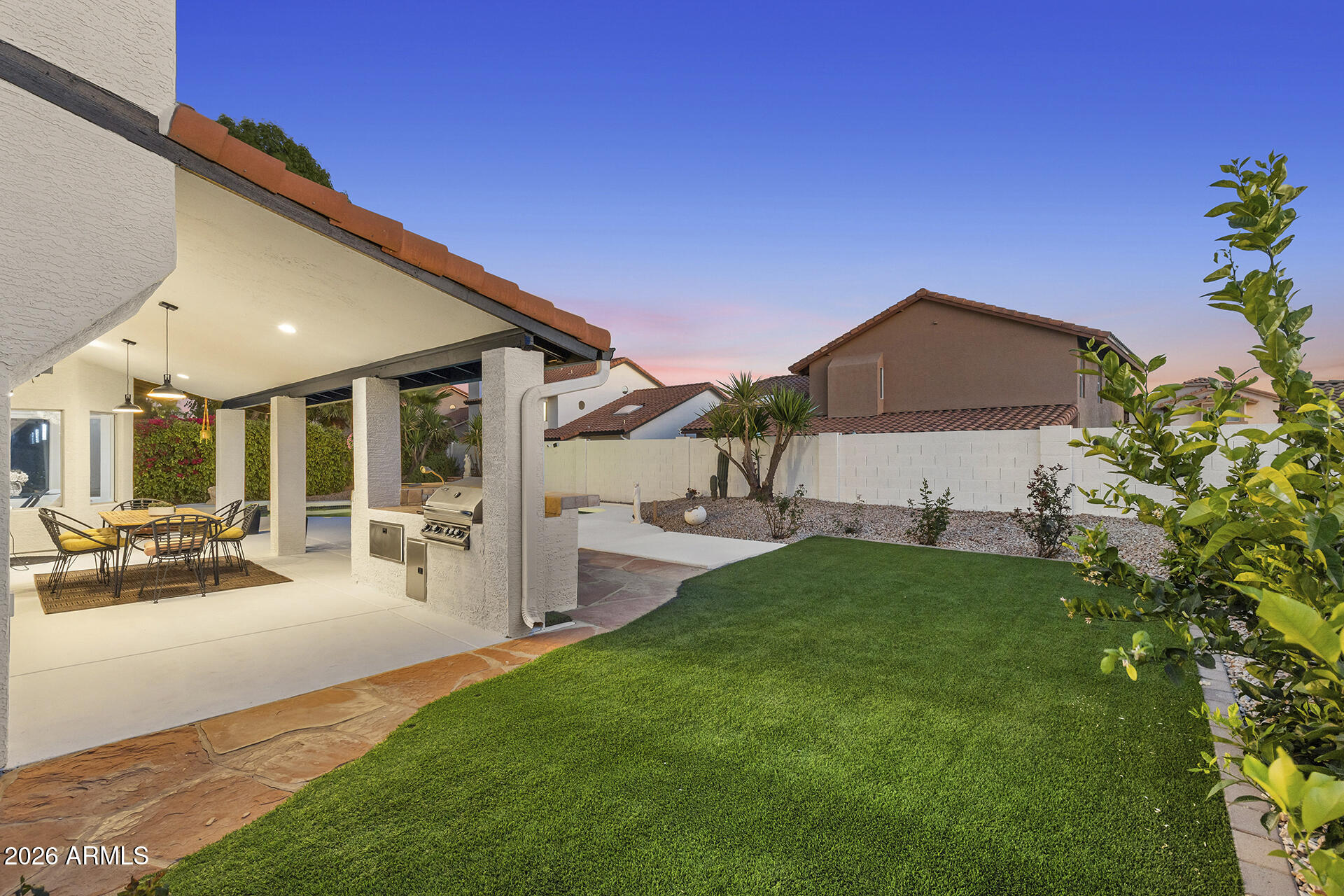 5641 E GRANDVIEW Road