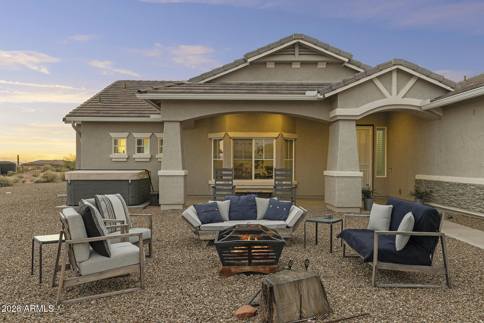 203 E SADDLE BUTTE Street