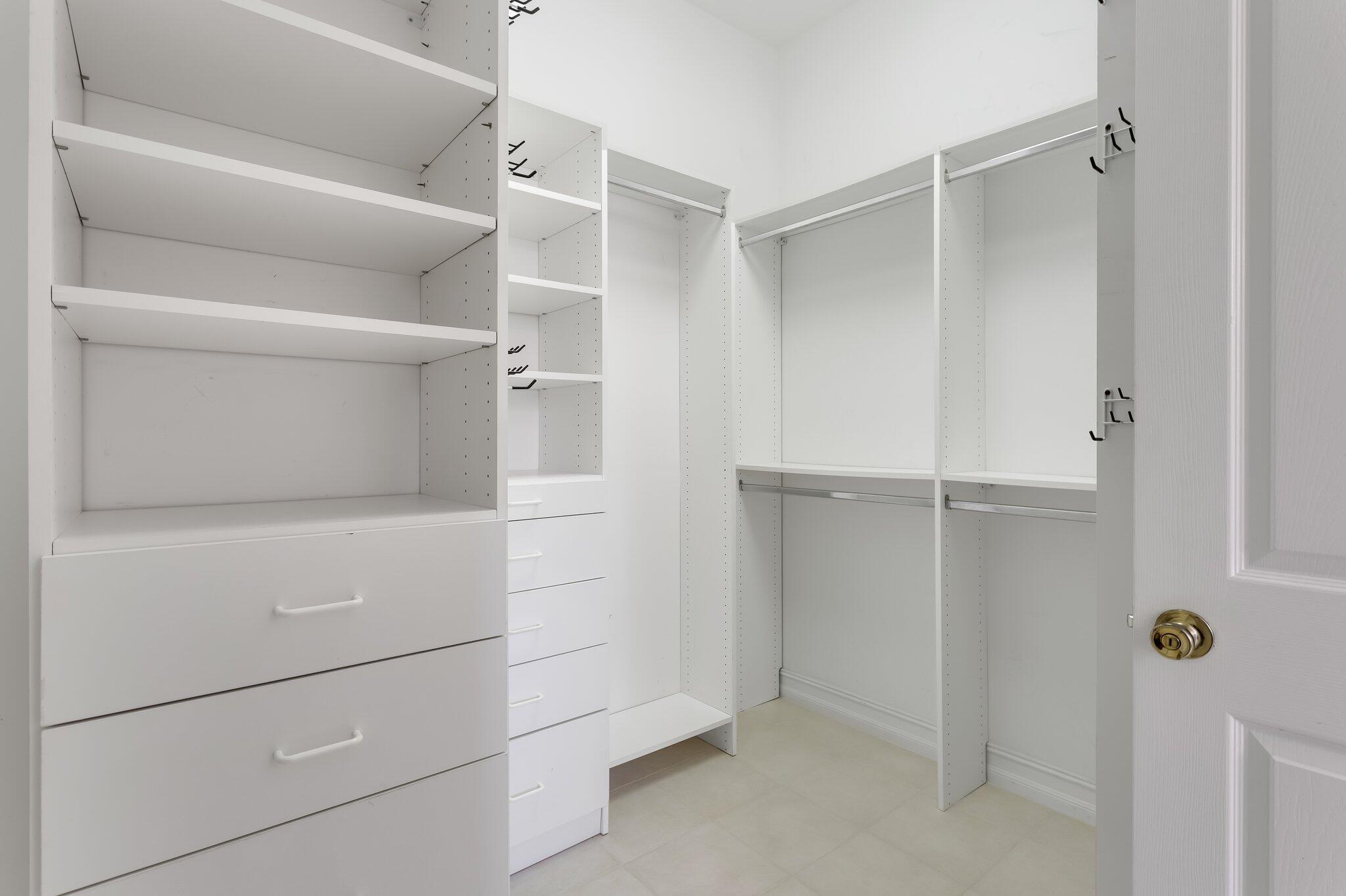 921 Osceola Drive 11