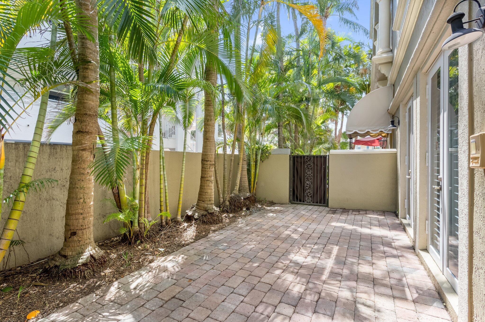 921 Osceola Drive 11