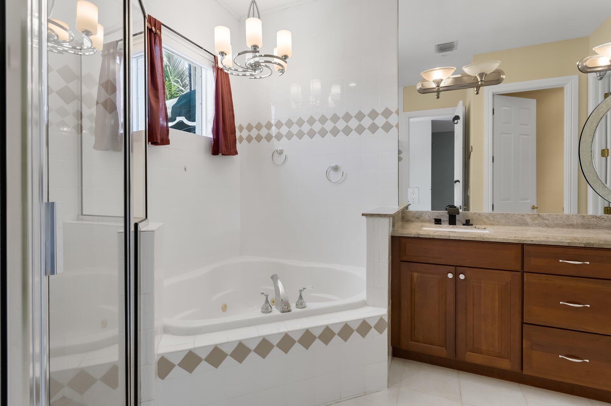 921 Osceola Drive 11