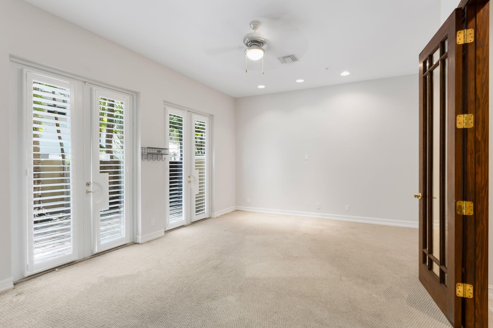 921 Osceola Drive 11