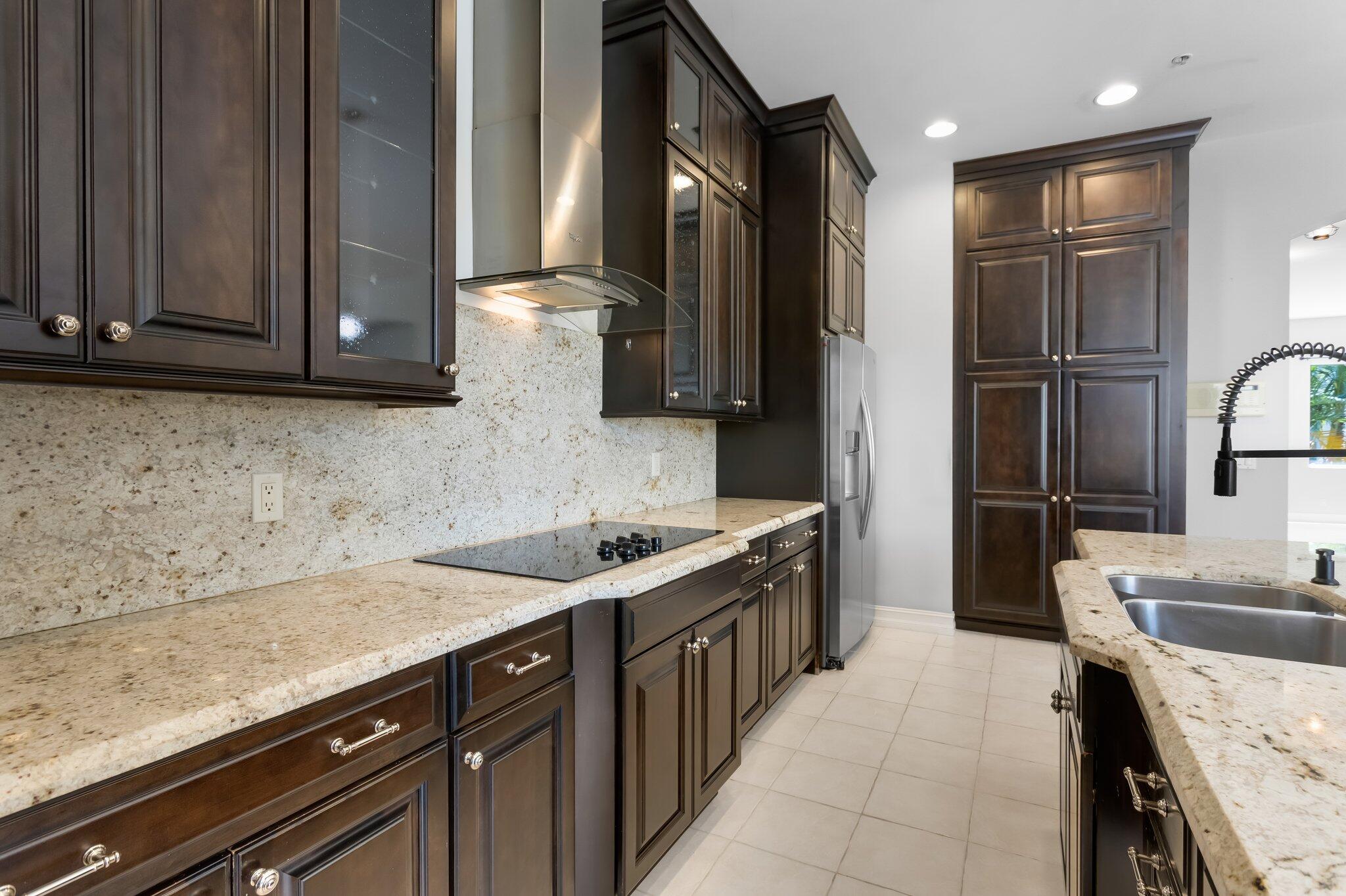 921 Osceola Drive 11