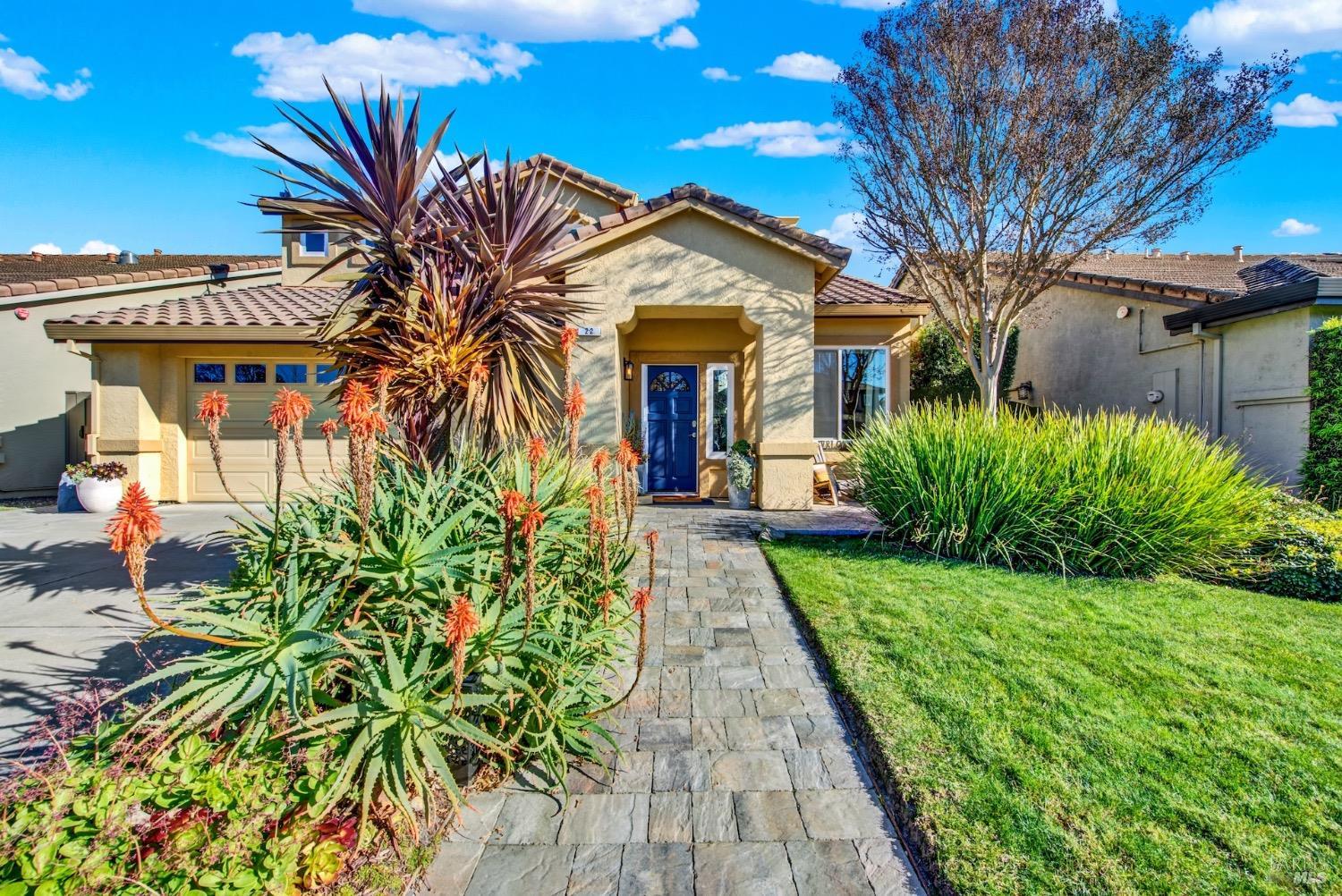 22 Sea Breeze Ct