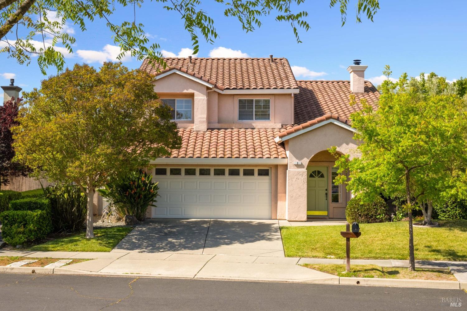 2 Chesapeake Ct