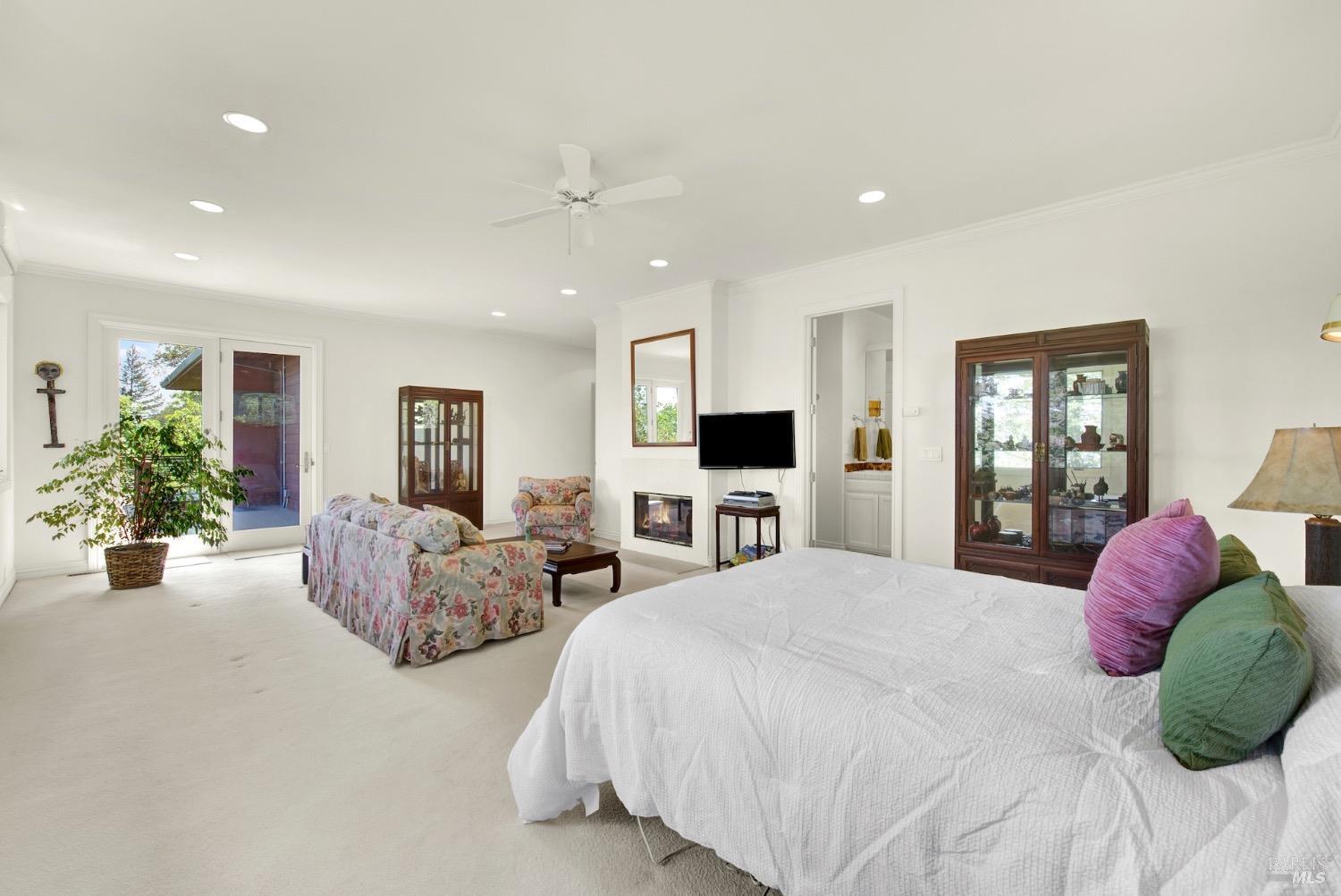 3059 Saint Helena Hwy N