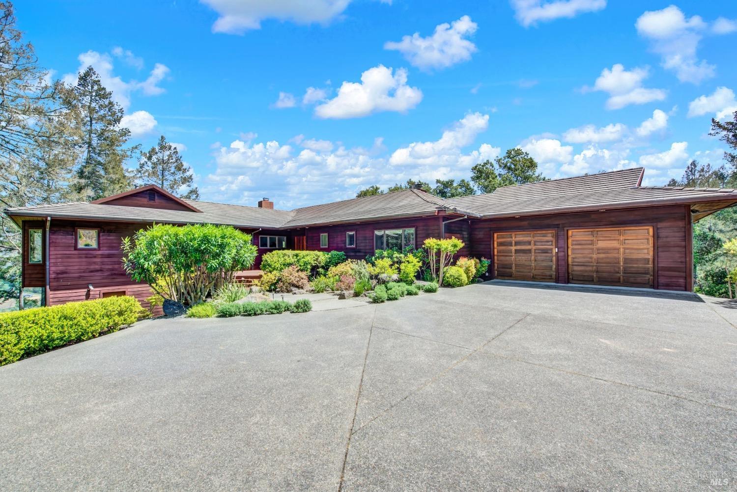3059 Saint Helena Hwy N