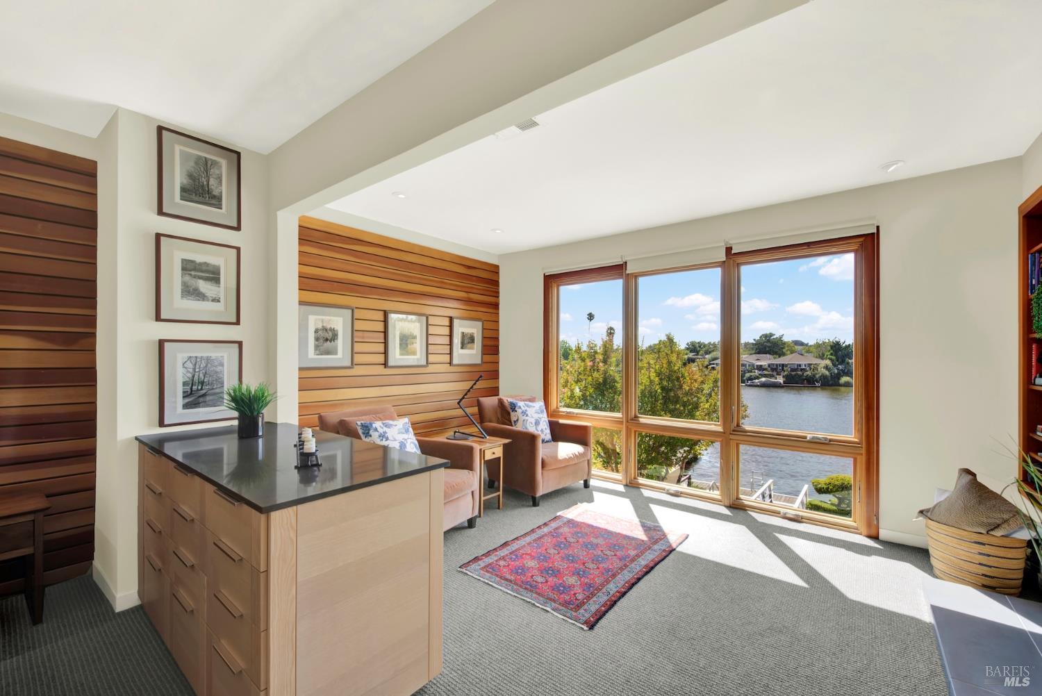 927 Marina Dr