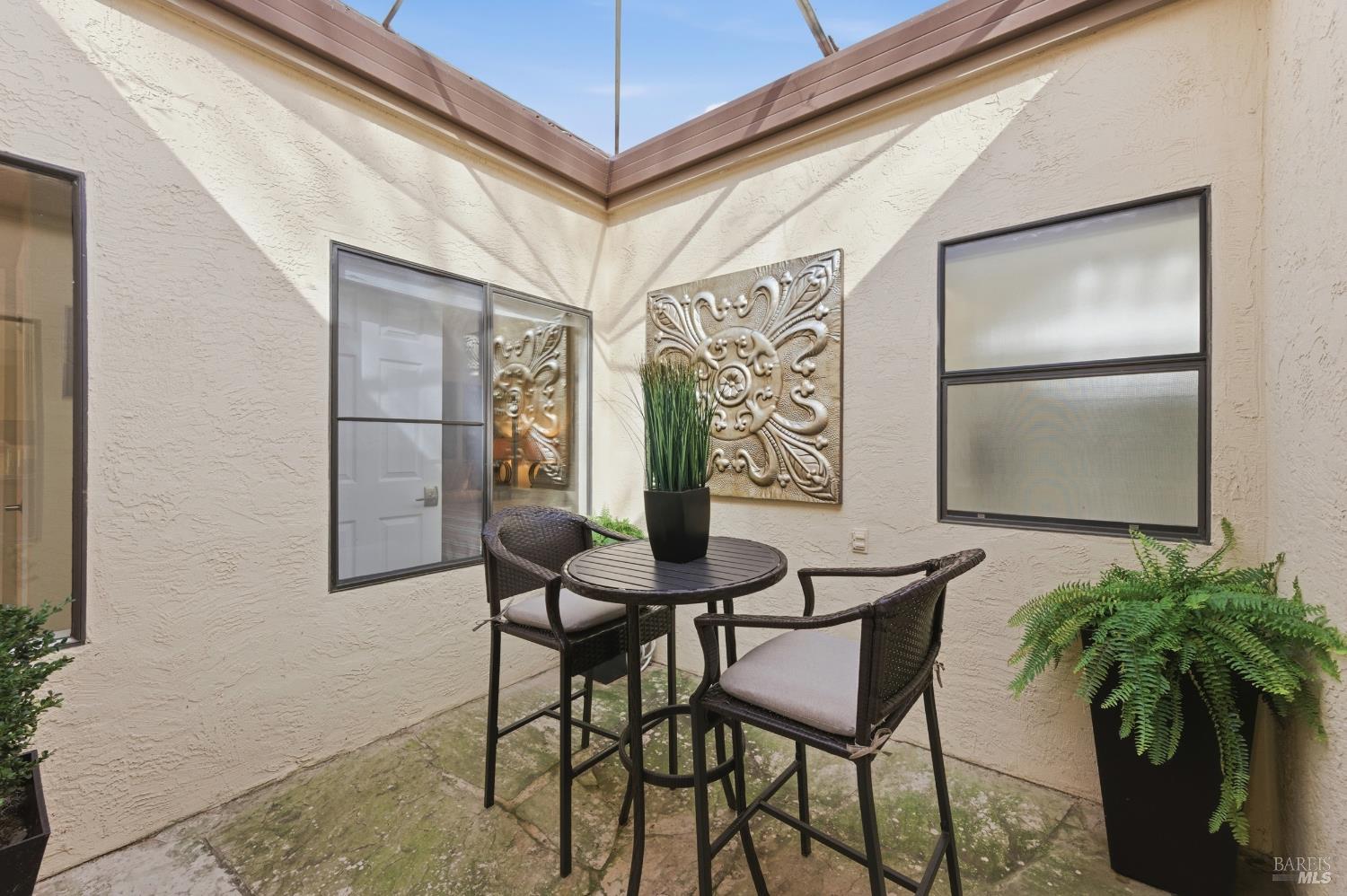 77 Fountain Grove Circle