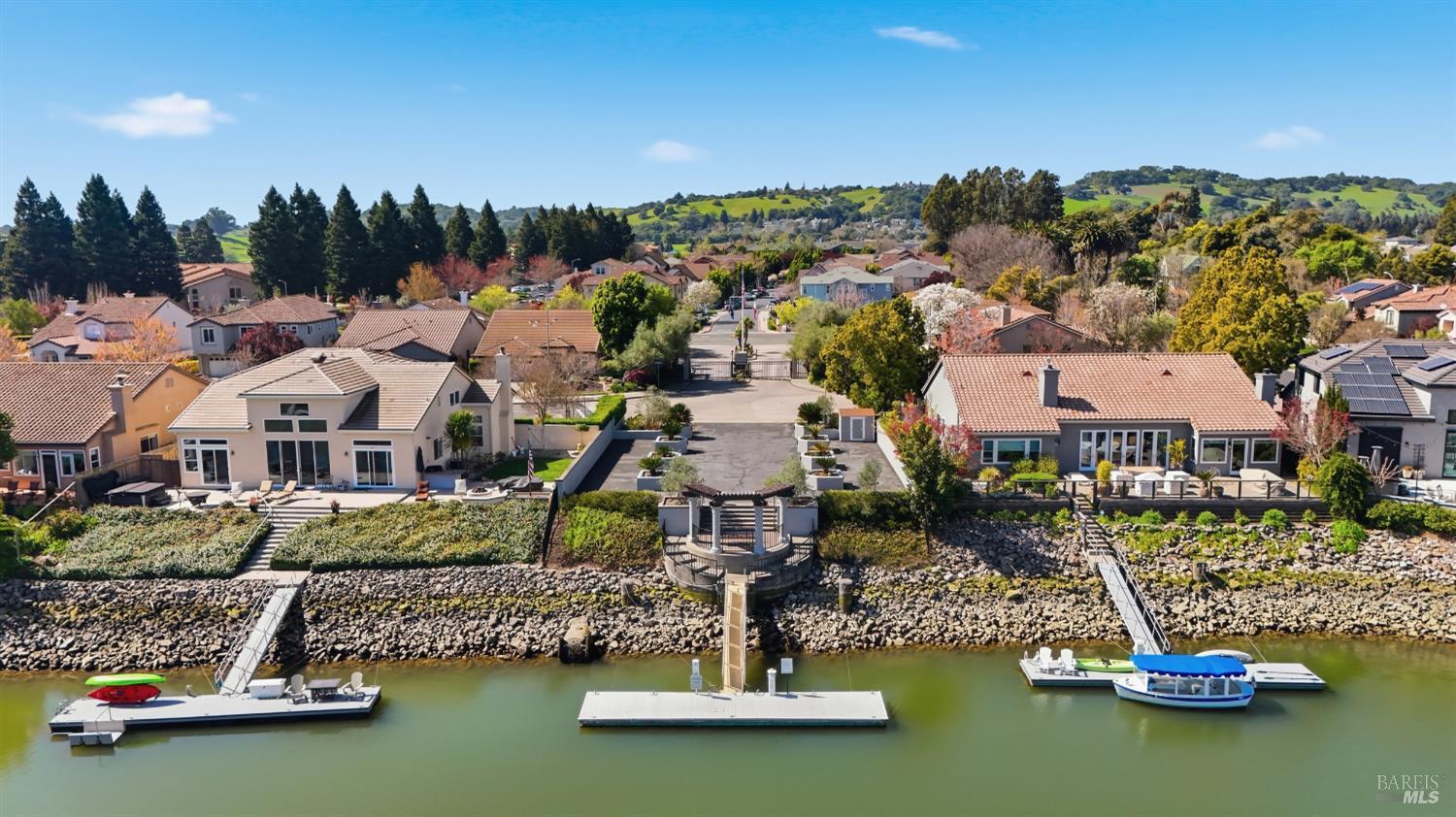 51 Regatta Way