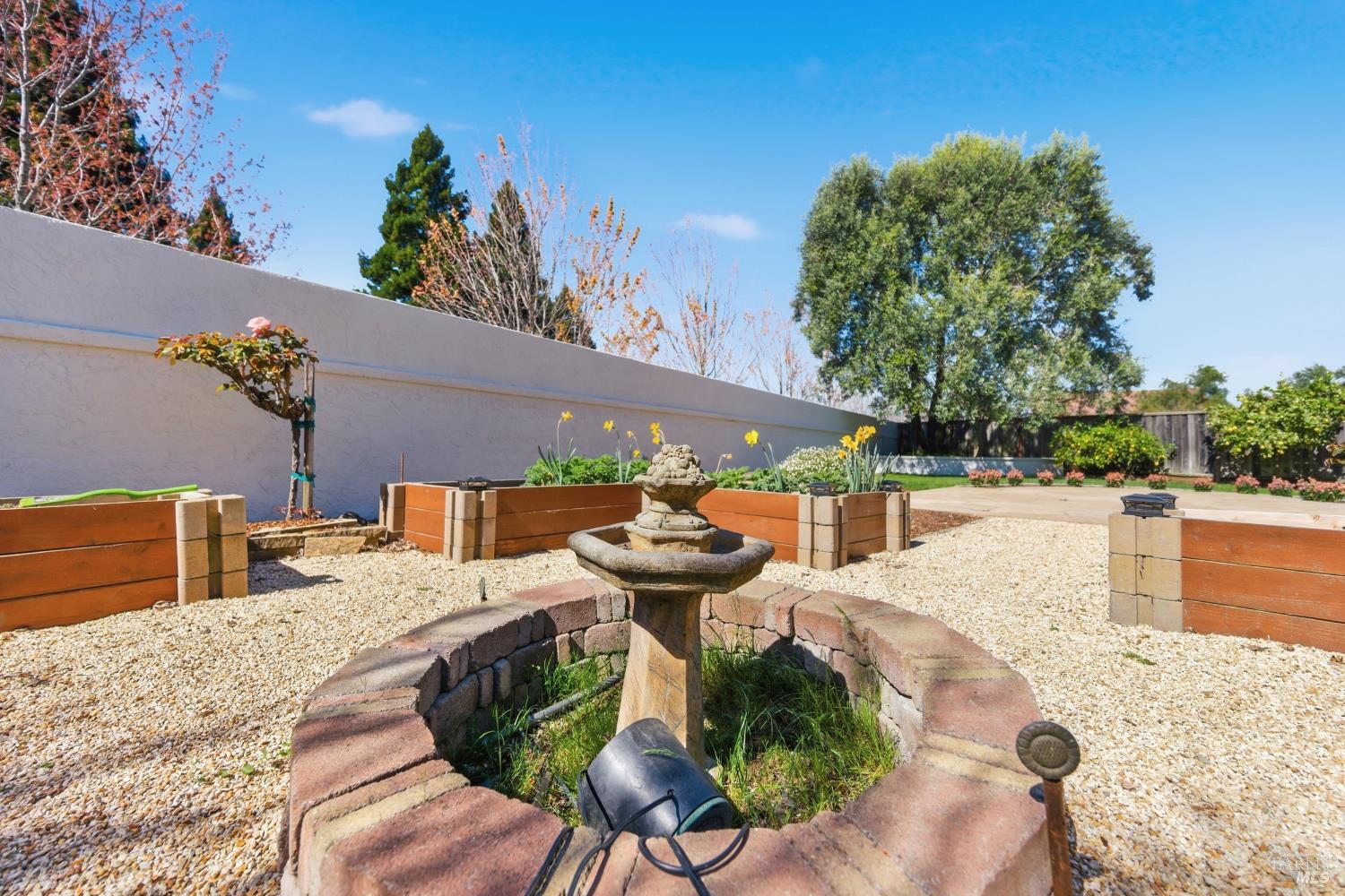 51 Regatta Way