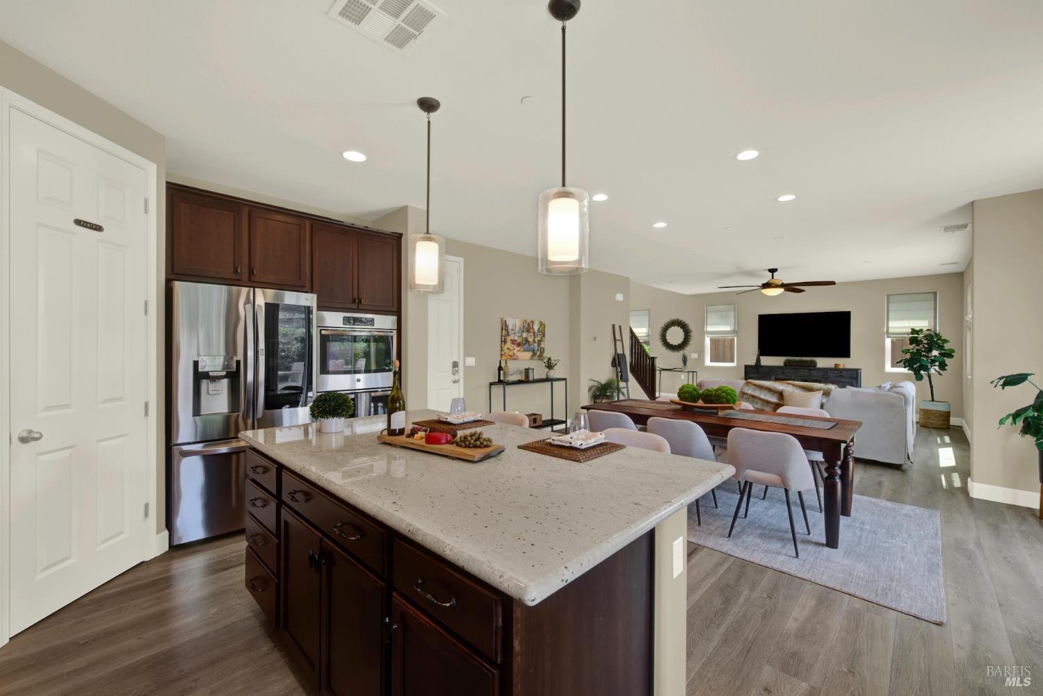 837 Erin Way