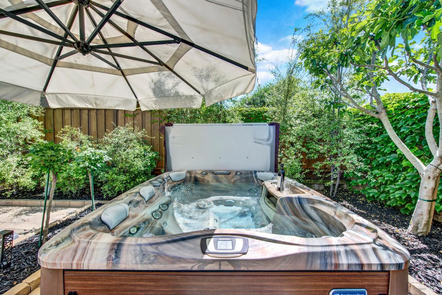837 Erin Way