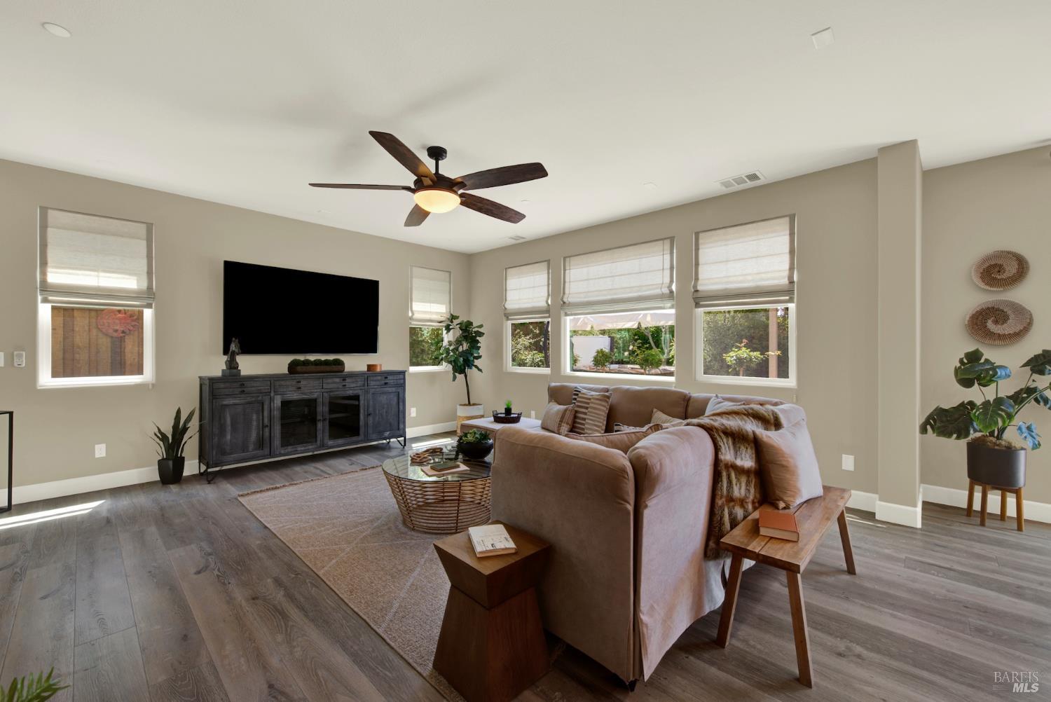 837 Erin Way