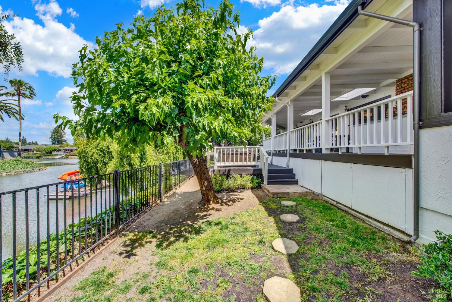 773 La Salle Way