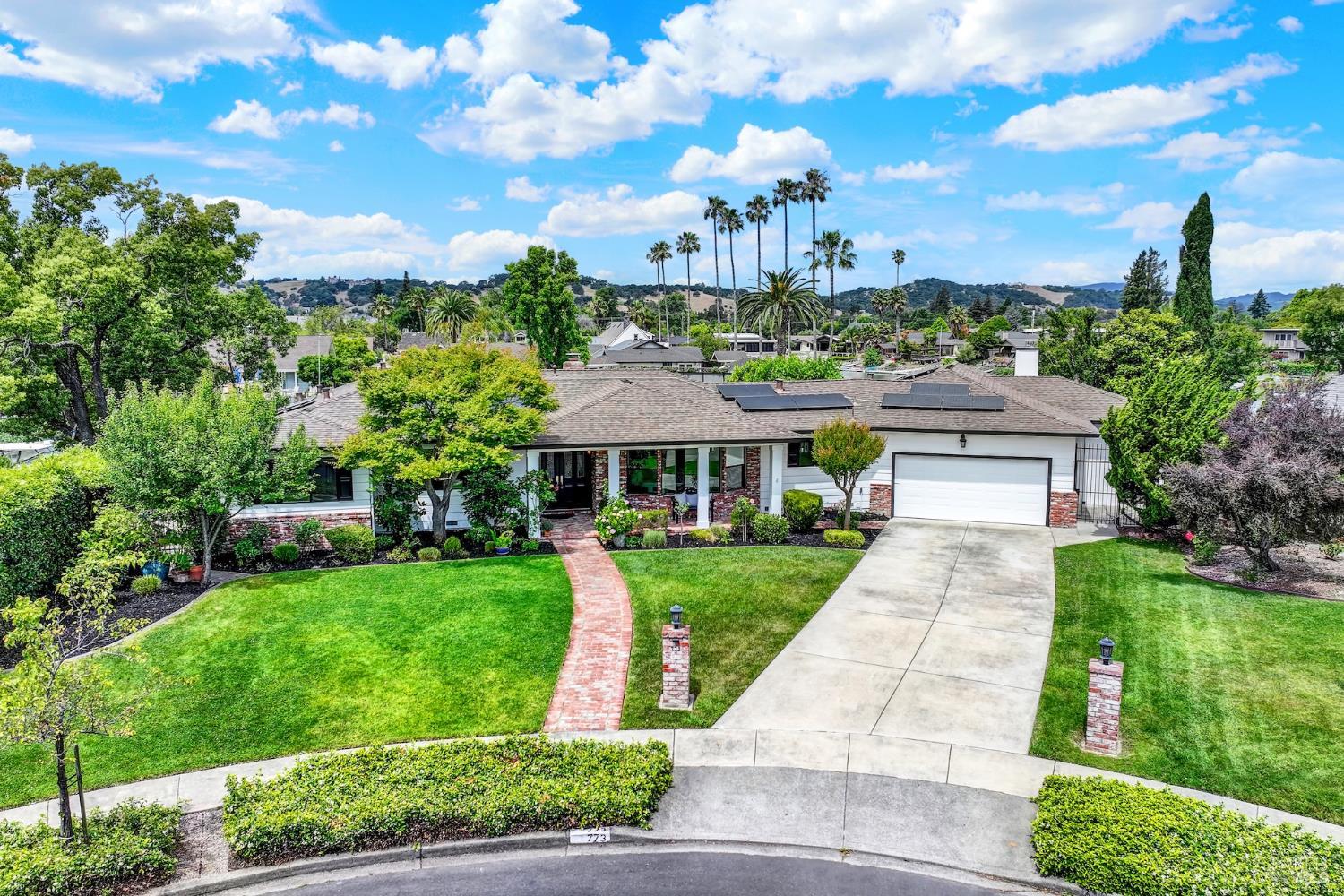 773 La Salle Way