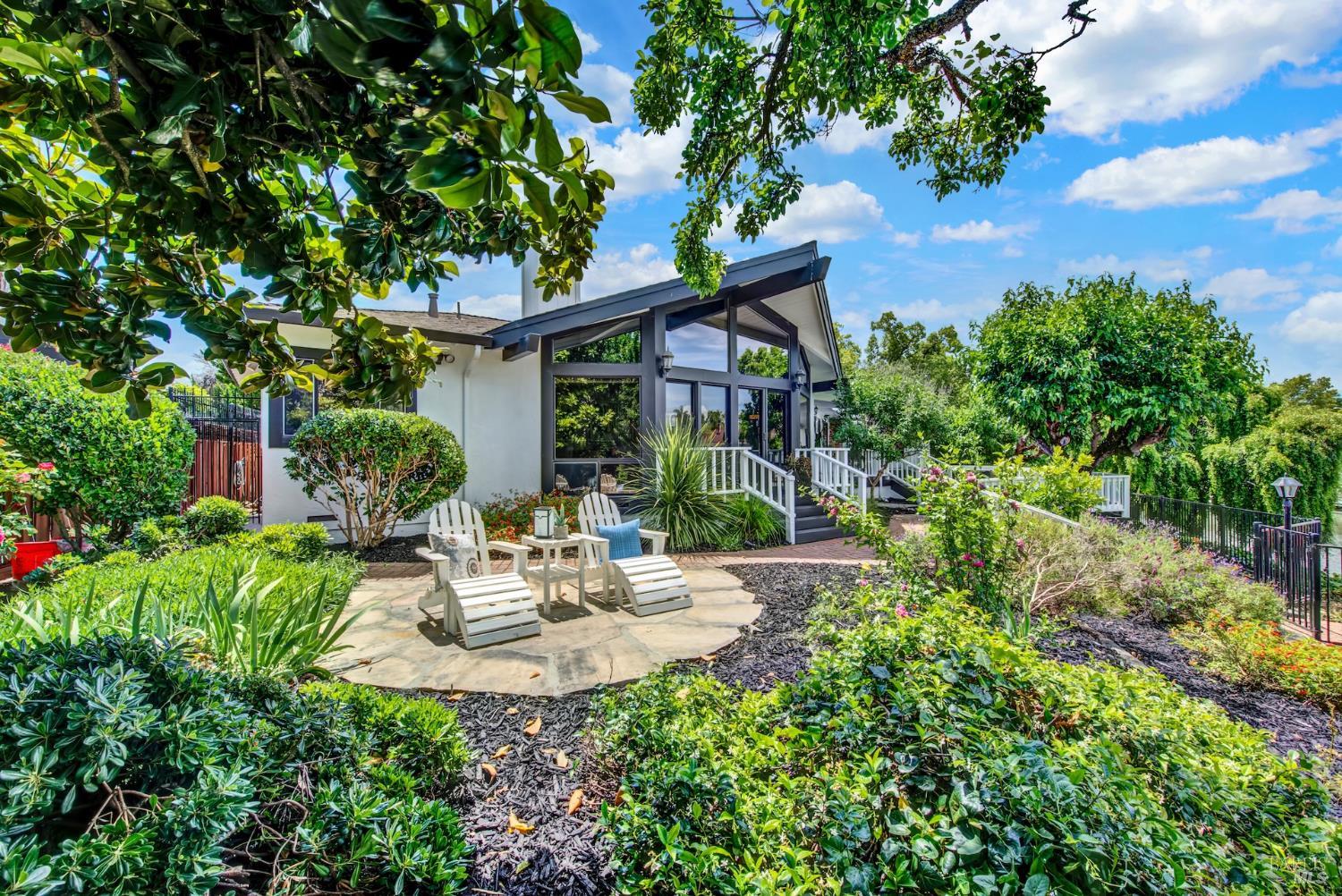 773 La Salle Way