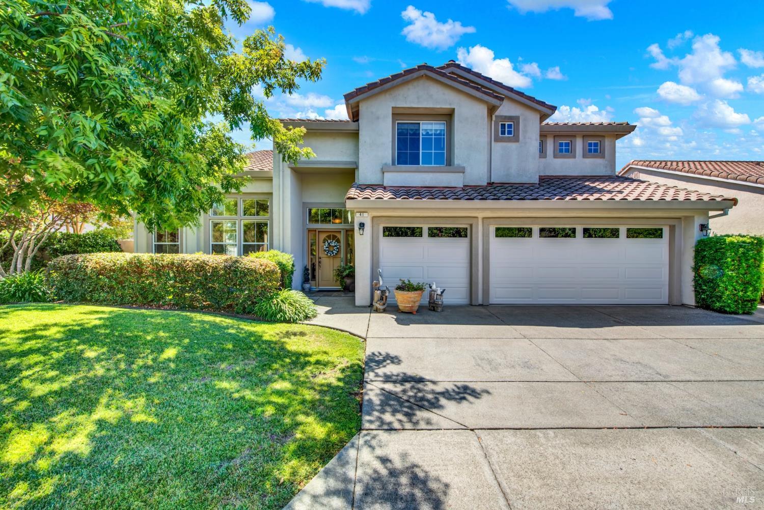 41 N Newport Drive