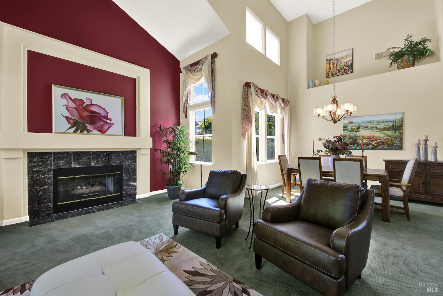 41 N Newport Drive