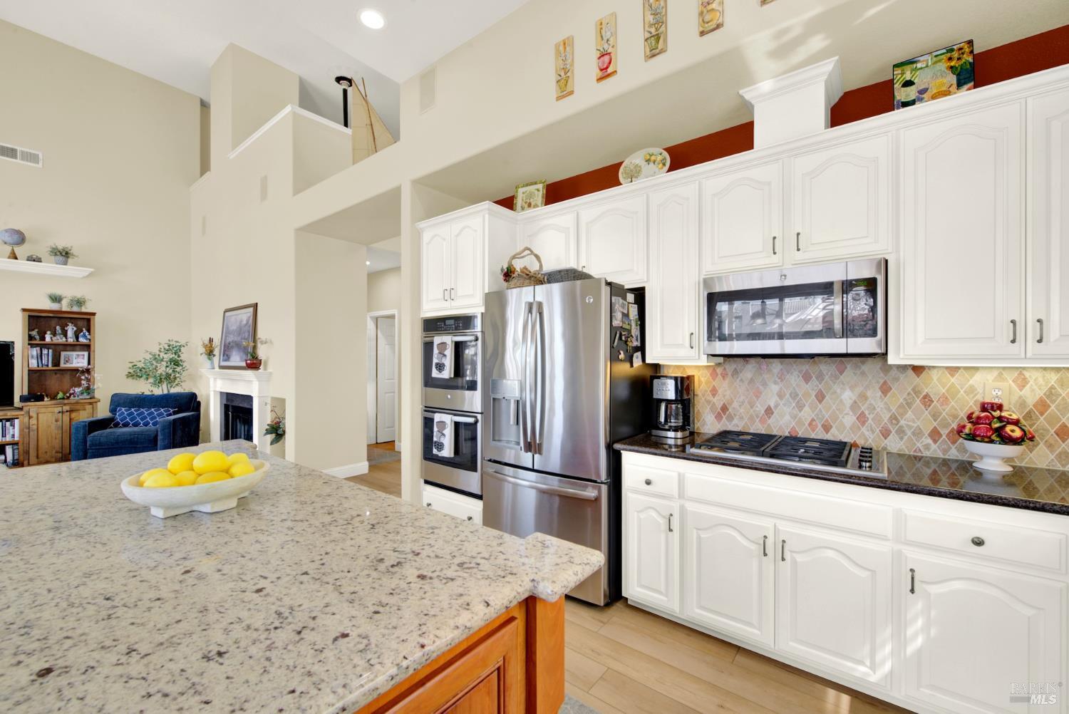 41 N Newport Drive