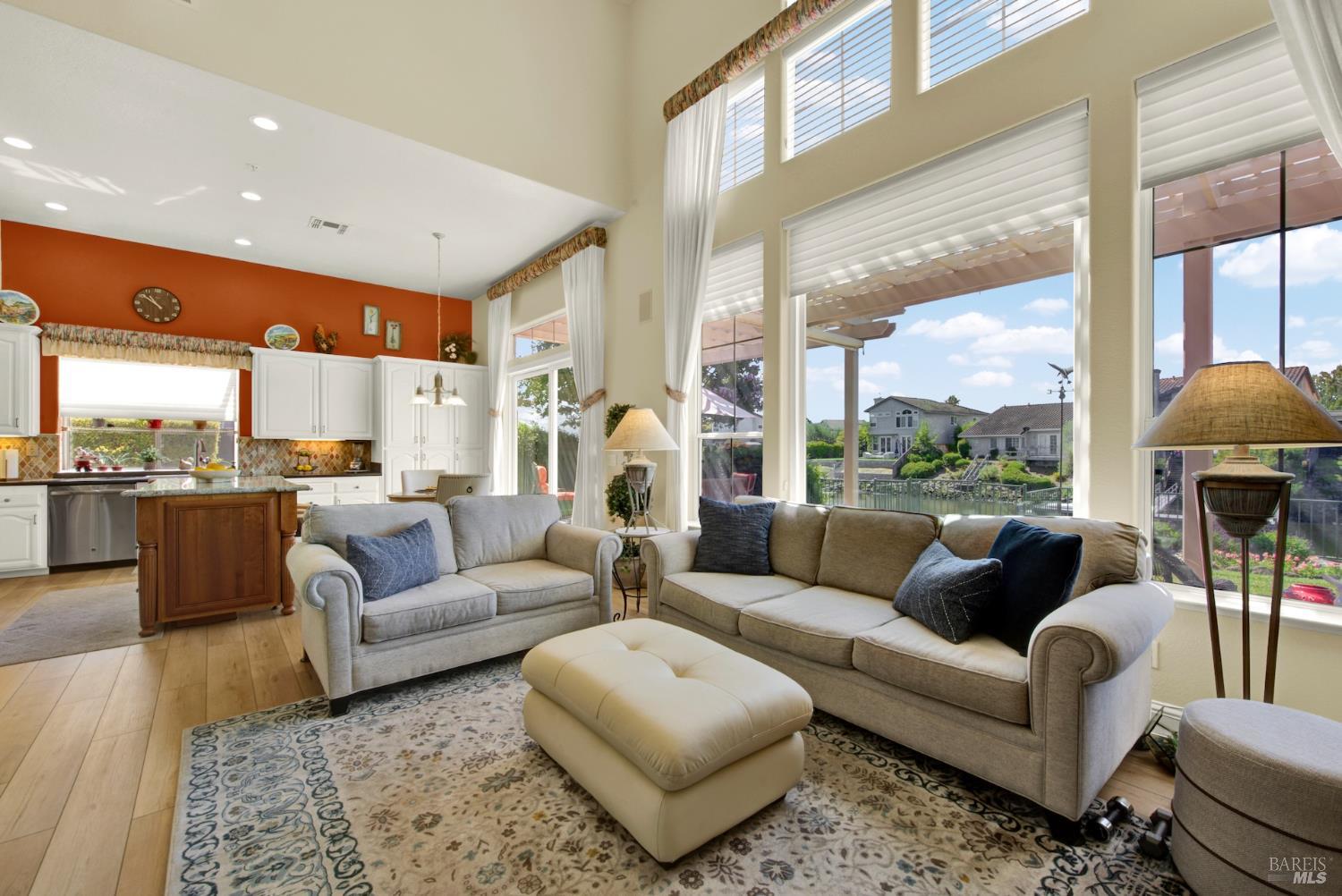 41 N Newport Drive