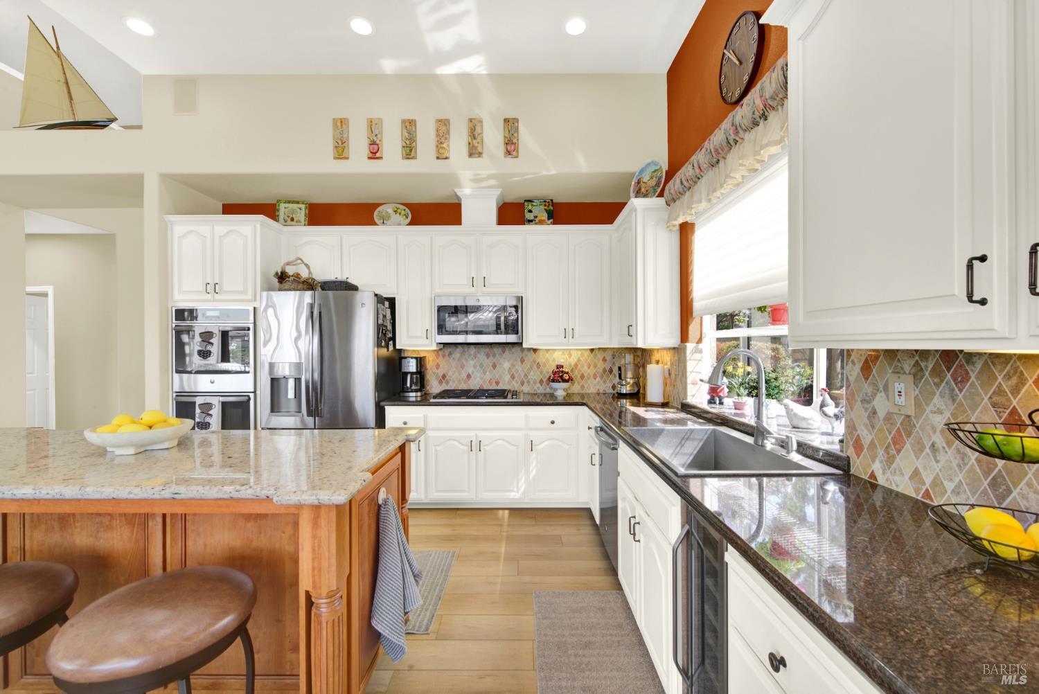 41 N Newport Drive