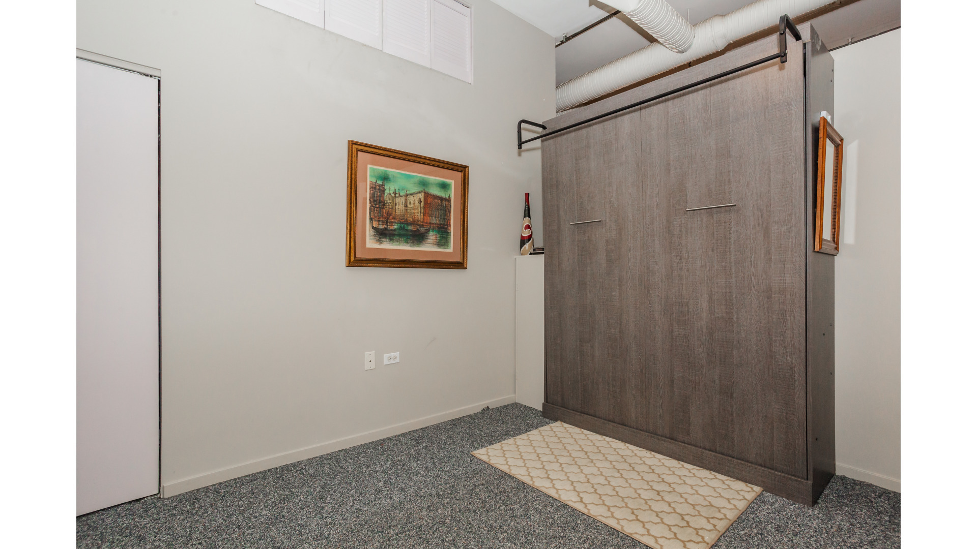 360 W Illinois Street Unit: 7B