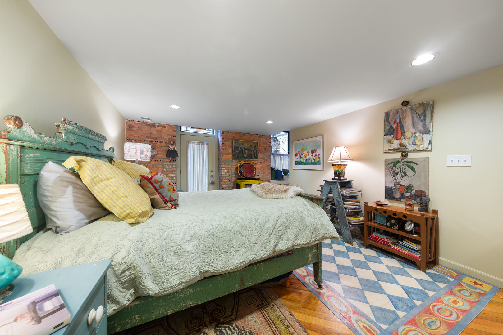 1439 S Michigan Avenue Unit: 107