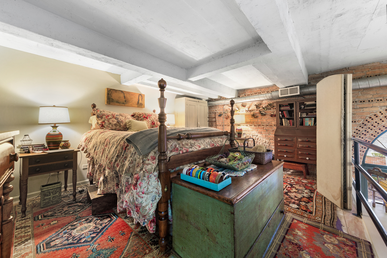 1439 S Michigan Avenue Unit: 107