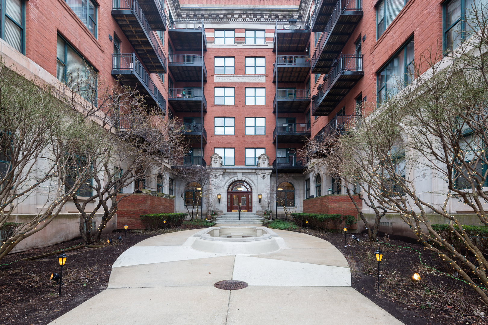 1439 S Michigan Avenue Unit: 107