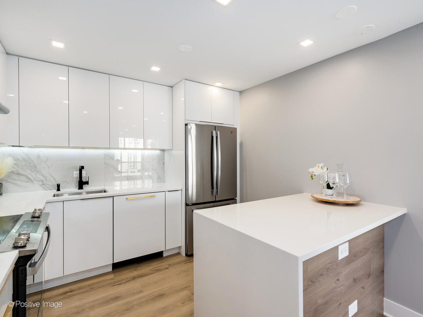 405 N Wabash Avenue Unit: 2313