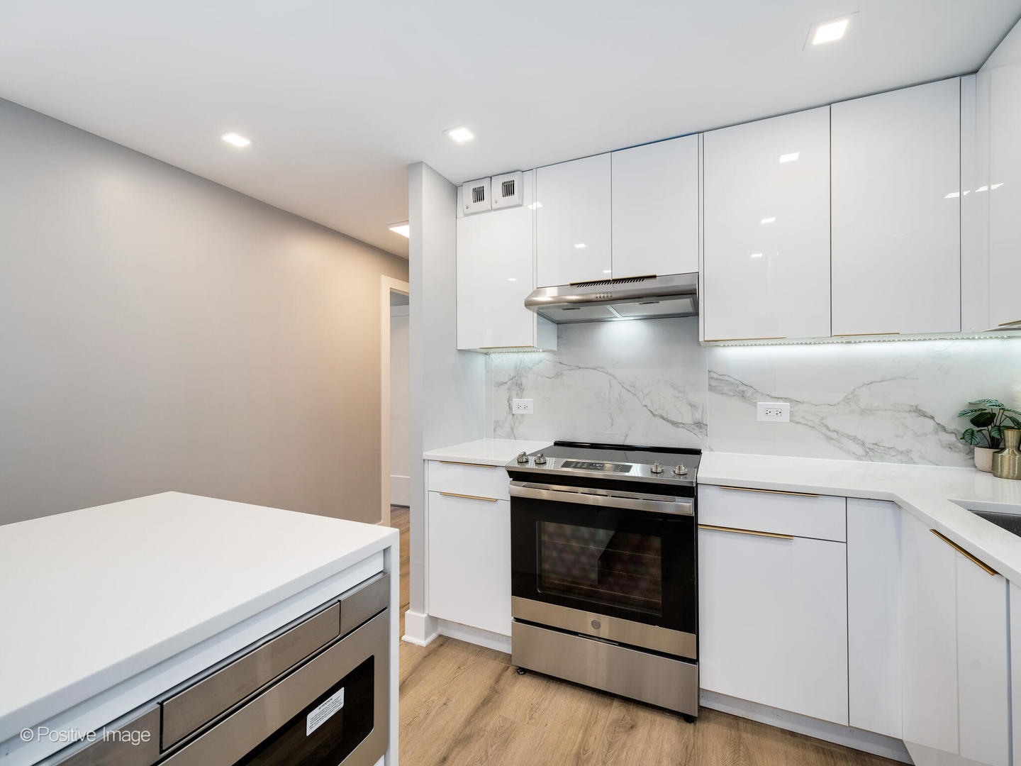 405 N Wabash Avenue Unit: 2313