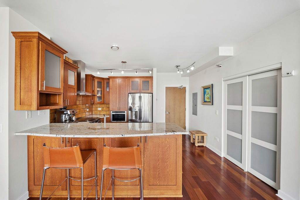 1841 S Calumet Avenue Unit: 1203