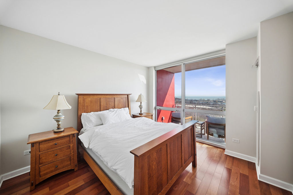 1841 S Calumet Avenue Unit: 1203