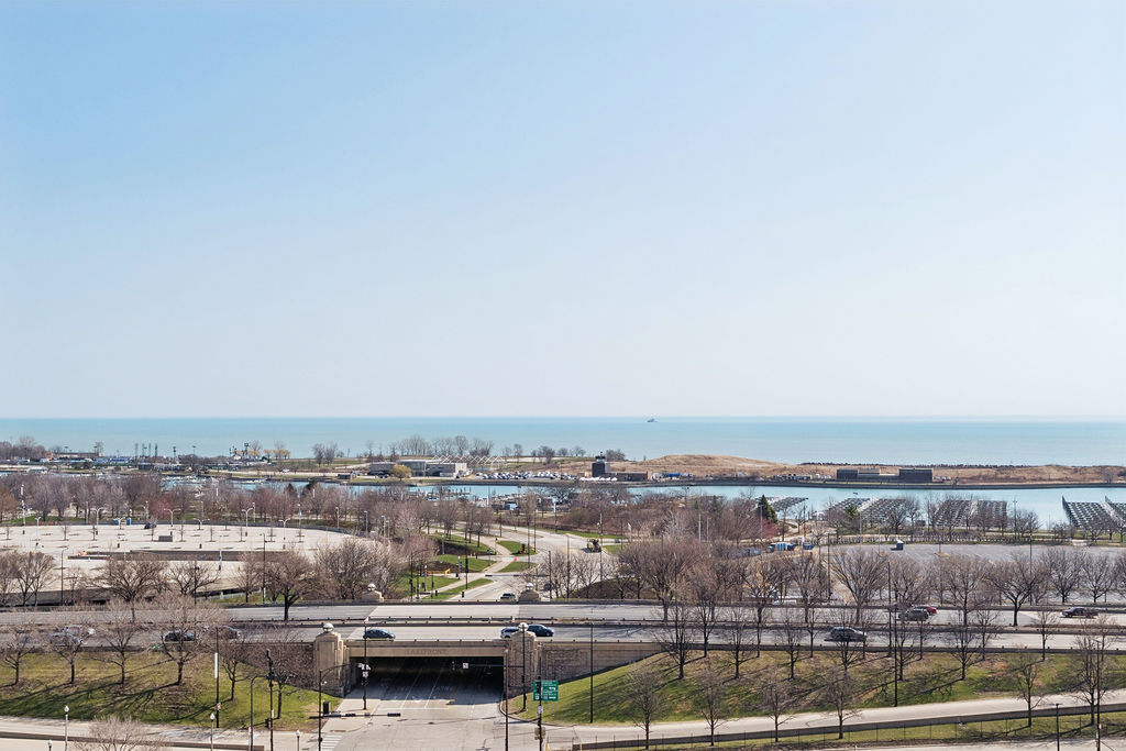 1841 S Calumet Avenue Unit: 1203