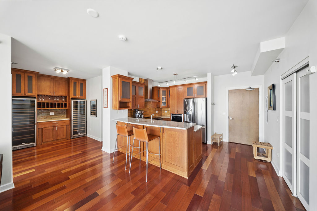 1841 S Calumet Avenue Unit: 1203