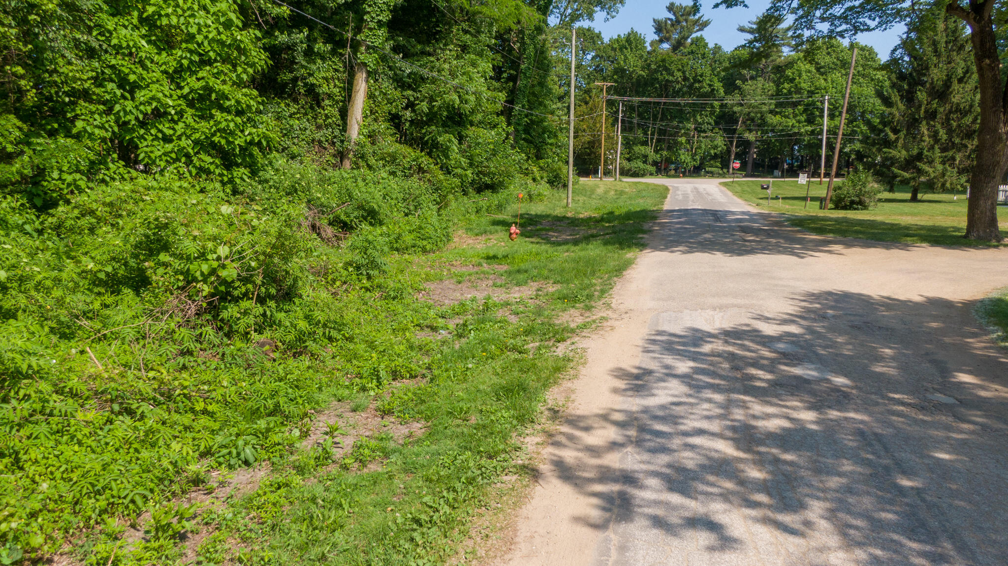 15853 Lakeshore Road
